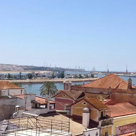 In Portimao, With Wonderful View, Furnished Balcony And Wi Apartment Portimao